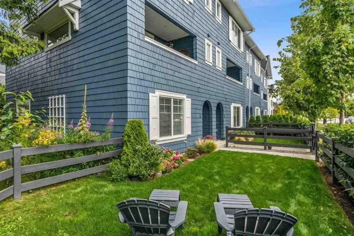 10 127 172 STREET, Surrey, British Columbia V3Z0W9