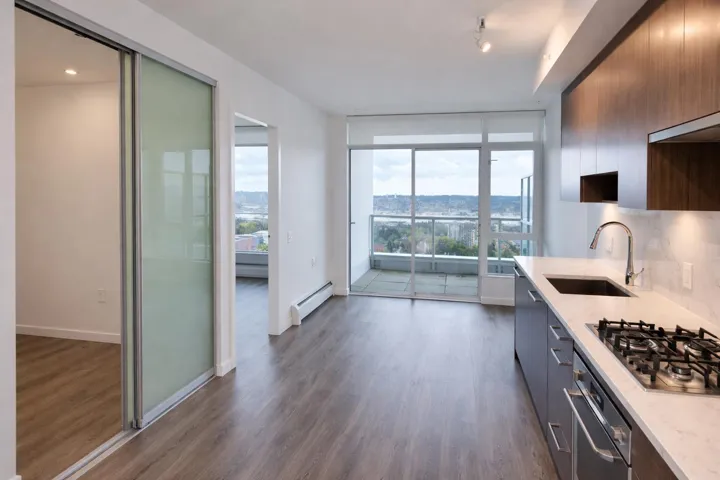 3503 13350 CENTRAL AVENUE, Surrey, British Columbia V3T0S1