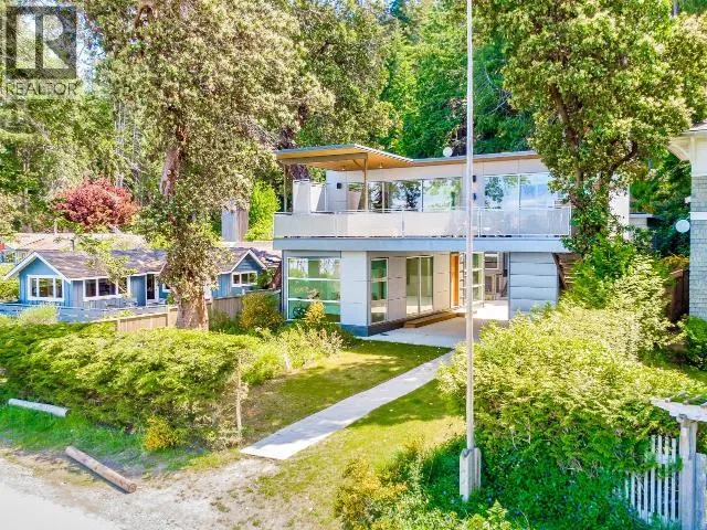 2924 MALASPINA PROMENADE, Savary Island, British Columbia V0N2G0