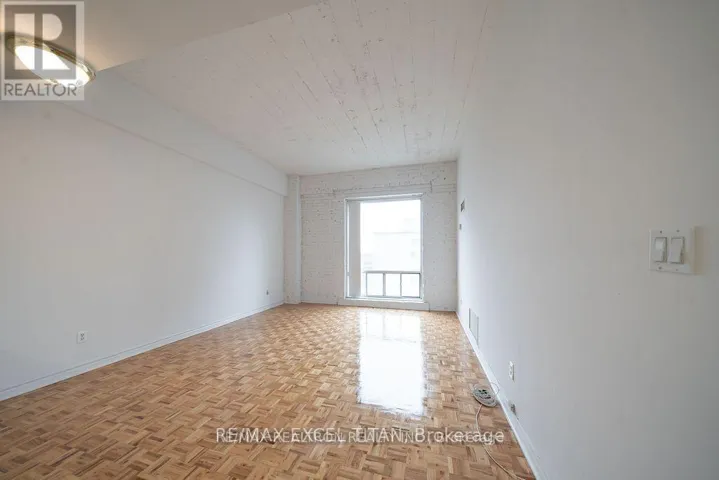 406 - 1401 DUPONT STREET, Toronto (Dovercourt-Wallace Emerson-Junction), Ontario M6H4J7