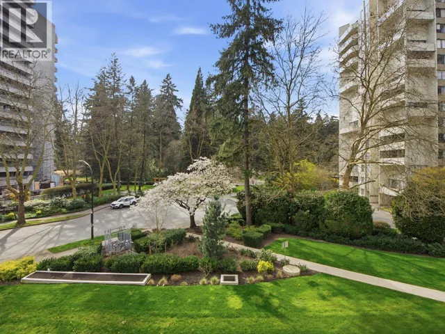 307 4165 MAYWOOD STREET, Burnaby, British Columbia V5H4E3