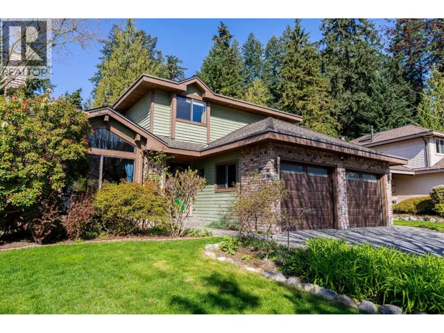 25 RAVINE DRIVE, Port Moody, British Columbia V3H4G6