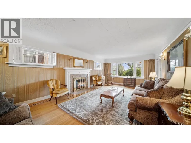 3537 W 31ST AVENUE, Vancouver, British Columbia V6S1X8