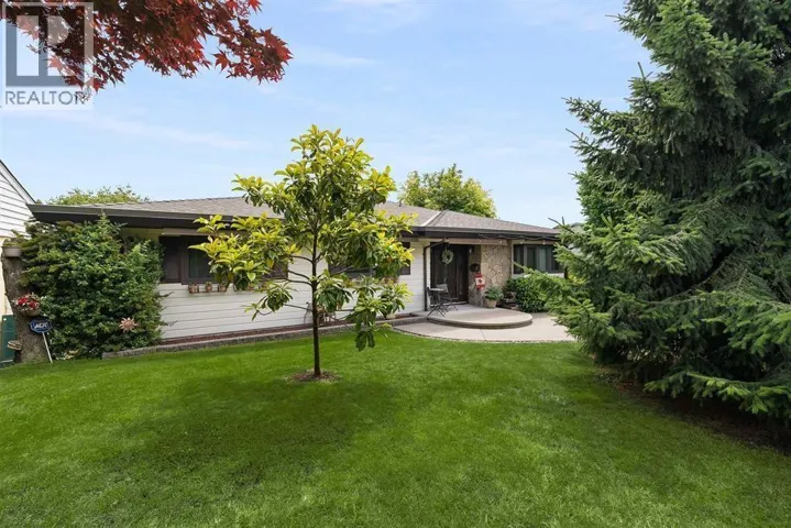 140 E EIGHTH AVENUE, New Westminster, British Columbia V3L4J7