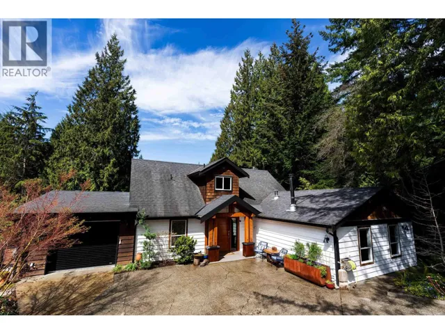 40495 N HIGHLANDS WAY, Squamish, British Columbia V0N1T0