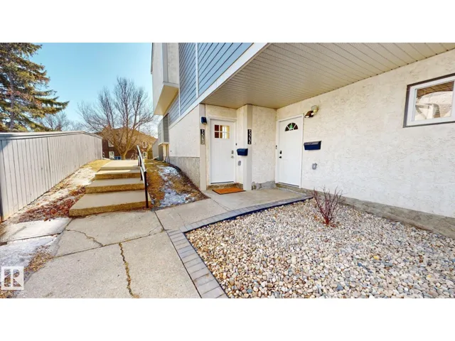 323 WILLOW CT NW, Edmonton, Alberta T5T2K7