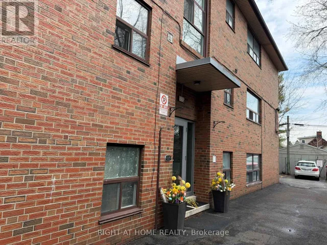 2 - 115 EIGHTH STREET, Toronto (New Toronto), Ontario M8V3C5