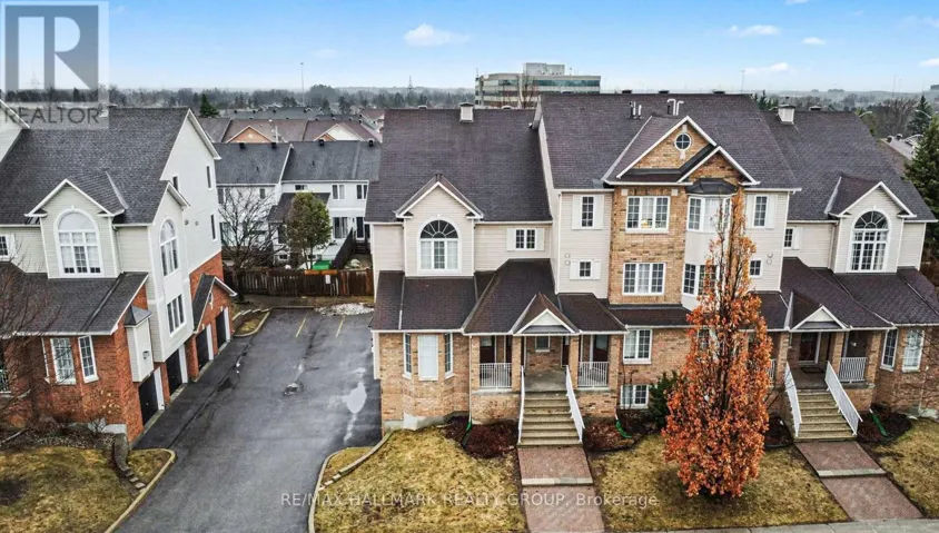 4460 HARPER AVENUE, Ottawa, Ontario K1J1E1