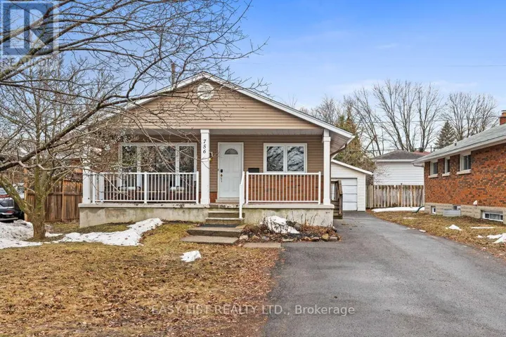 756 DICKENS AVENUE, Ottawa, Ontario K1G2X8