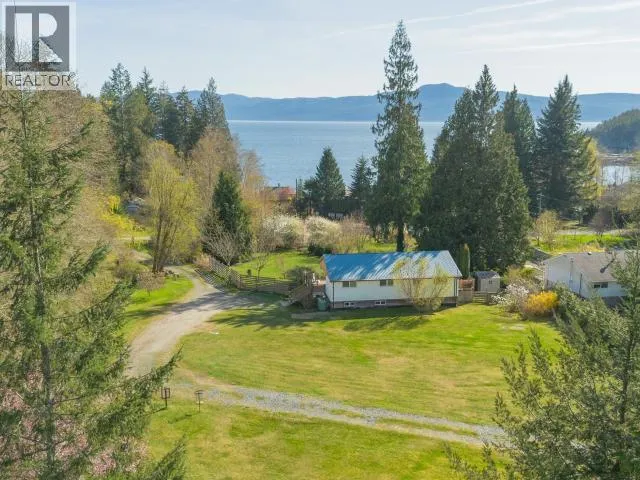 1819 ROBERTS ROAD, Powell River, British Columbia V8A0M5
