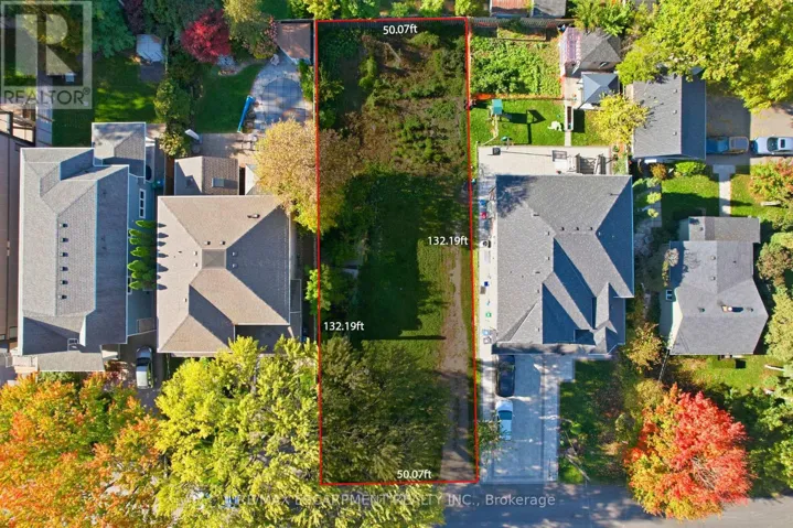 75 TROY STREET, Mississauga (Mineola), Ontario L5G1S6