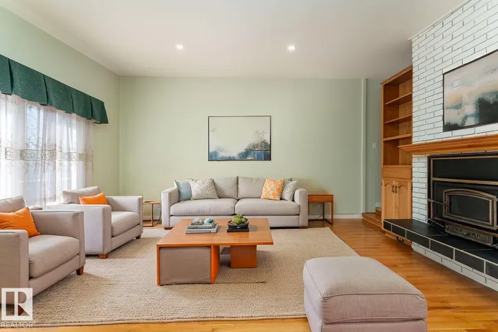 9523 134 AV NW, Edmonton, Alberta T5E1H8