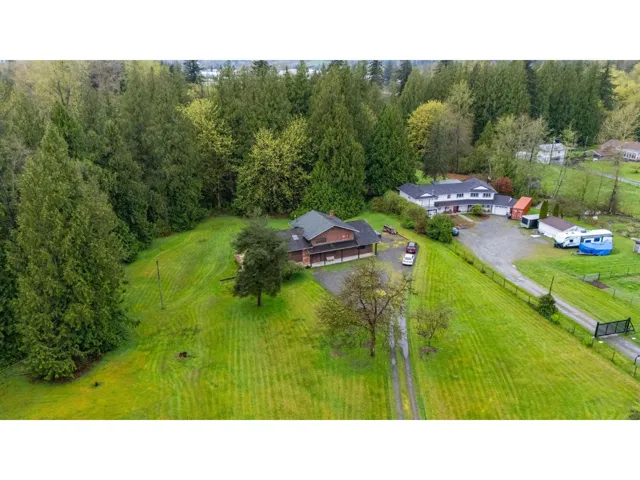 6879 229TH STREET, Langley, British Columbia V2Y2J7