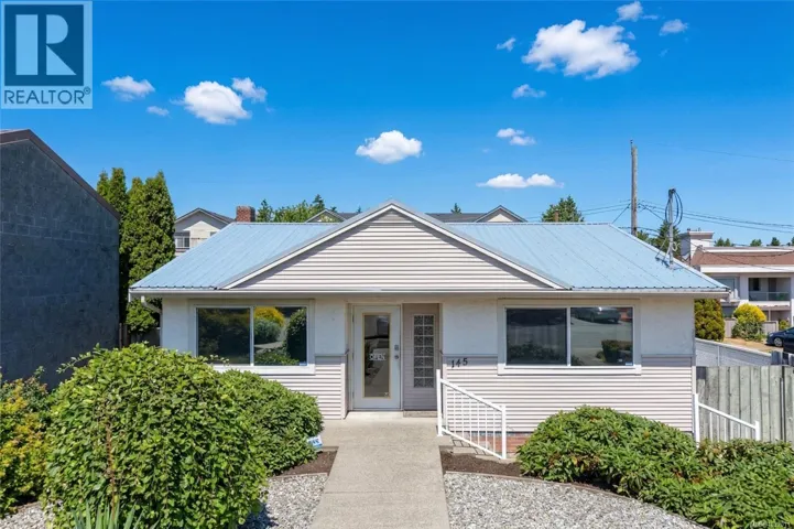145 Hirst Ave, Parksville, British Columbia V9P2E9