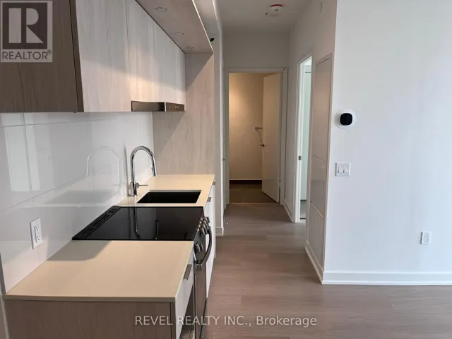 1301 - 448 BURNHAMTHORPE ROAD W, Mississauga (City Centre), Ontario L5B4M6