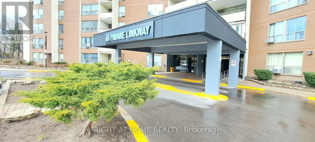 3 (R1-3) - 60 PAVANE LINKWAY, Toronto (Flemingdon Park), Ontario M3C1A1