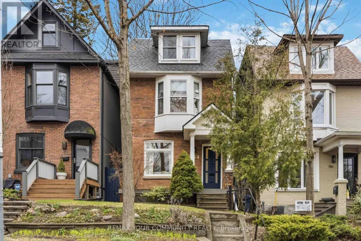 154 RIVERDALE AVENUE, Toronto (North Riverdale), Ontario M4K1C3