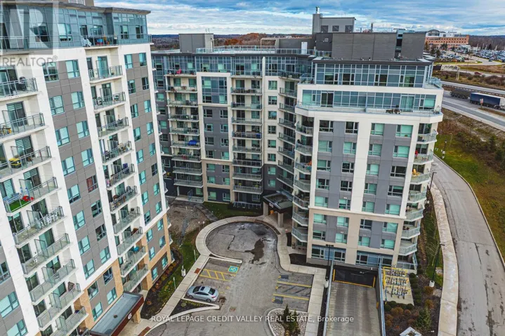 317 - 58 LAKESIDE TERRACE, Barrie (Little Lake), Ontario L4M0L5