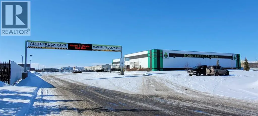 126 Queens Drive, Red Deer, Alberta T4P0R4
