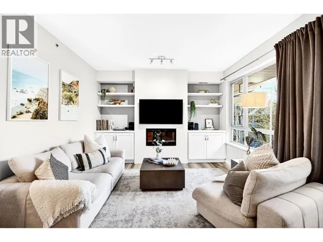 429 801 KLAHANIE DRIVE, Port Moody, British Columbia V3H5K4
