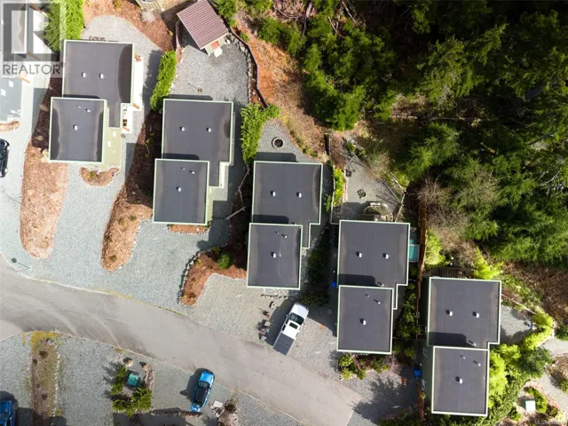 9327 Lake Trail Pl, Lake Cowichan, British Columbia V0R2G0