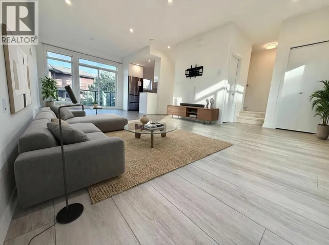 99 4337 BOUNDARY ROAD, Richmond, British Columbia V6V0C4