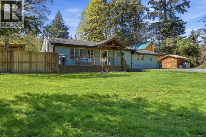 1704 Whiffin Spit Rd, Sooke, British Columbia V9Z0T8