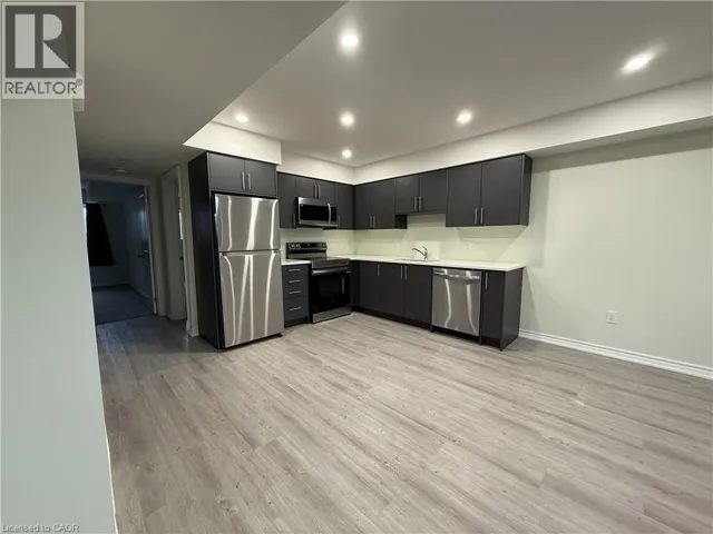 289 CHAPEL HILL Drive, Kitchener, Ontario N2R1N3