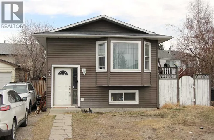 52 Fallingworth Court, Calgary, Alberta T3J1G4