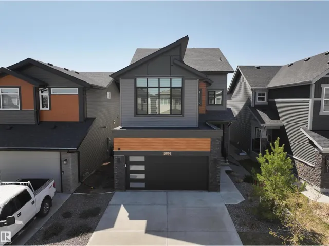 15807 30 AV SW, Edmonton, Alberta T6W4X3