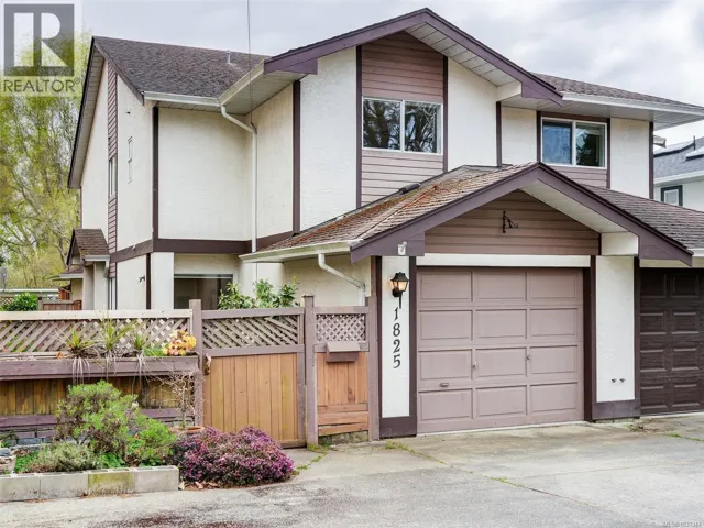 1825 Fairfield Rd, Victoria, British Columbia V8S1G9