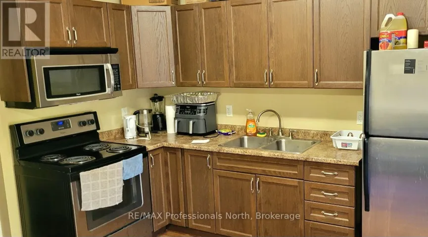 1 - 9 WEST ROAD, Huntsville (Chaffey), Ontario P1H1K9