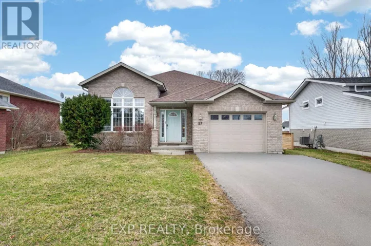 57 LAKE BREEZE COURT, Prince Edward County (Wellington Ward), Ontario K0K3L0