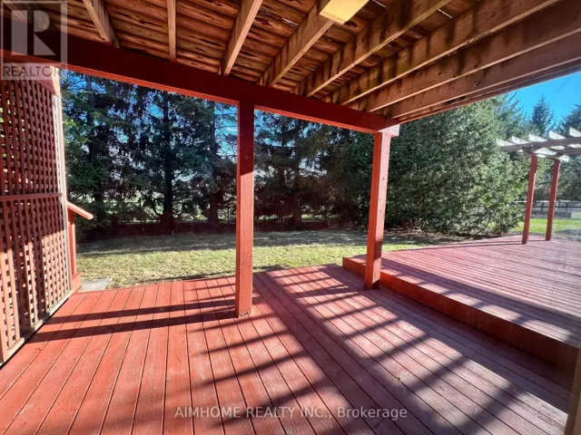 298 BINNS (LOWER UNIT) AVENUE, Newmarket (Glenway Estates), Ontario L3X1T6