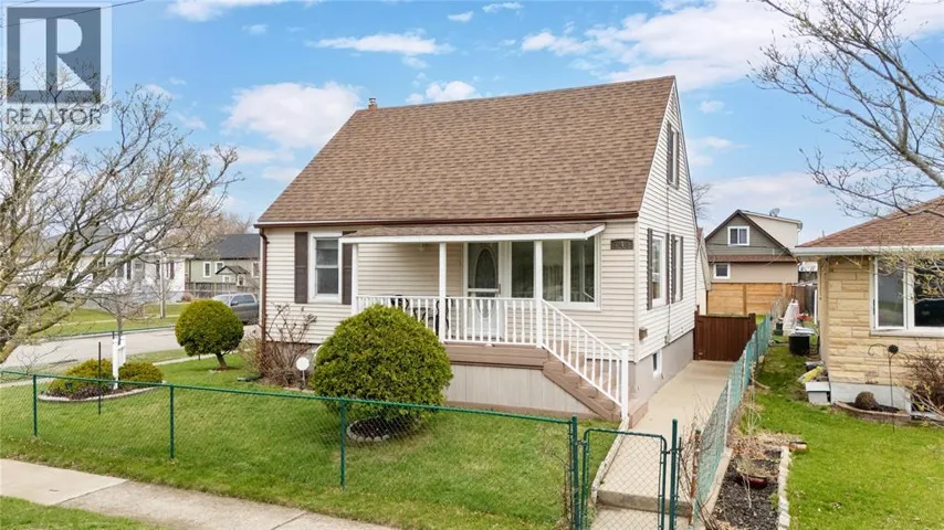 748 Alexander STREET, Sarnia, Ontario N7T5G8