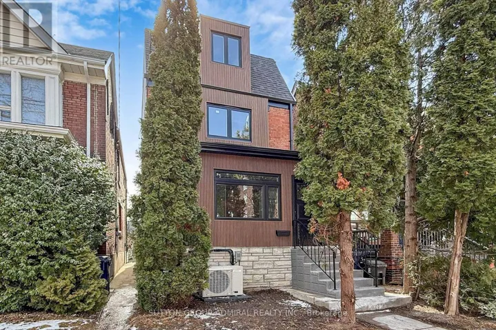 109 FERMANAGH AVENUE, Toronto (Roncesvalles), Ontario M6R1M1