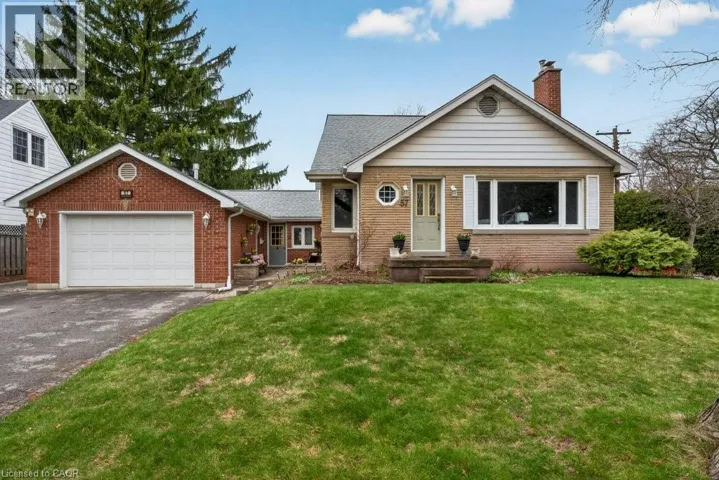 57 PARK Avenue E, Burlington, Ontario L7T1Y2