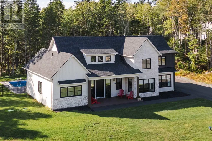 48 Heatherton Crescent, Fall River, Nova Scotia B2T0V1