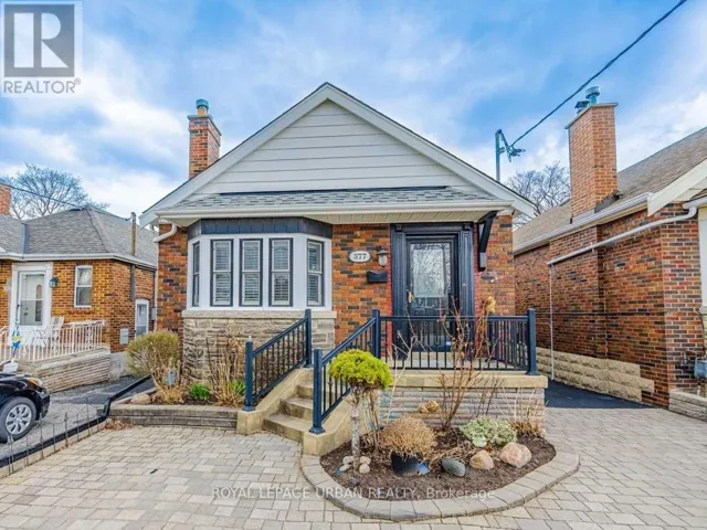 BSMT - 377 MORTIMER AVENUE, Toronto (East York), Ontario M4J2E4