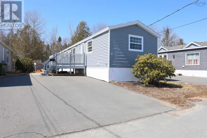 6 Apple Street, Dartmouth, Nova Scotia B2W4W2