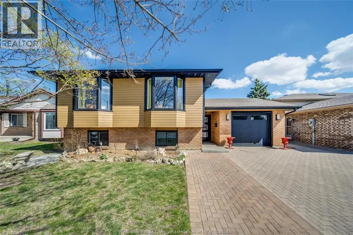13158 DILLON DRIVE, Tecumseh, Ontario N8N3M9