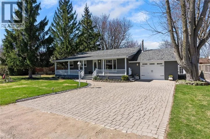 72571 DUCHESS Crescent, Zurich, Ontario N0M2T0