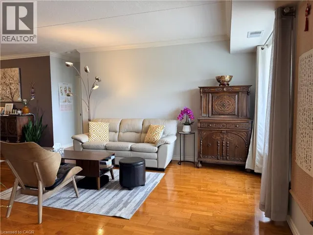 405 ERB Street Unit# 502, Waterloo, Ontario N2L1W7