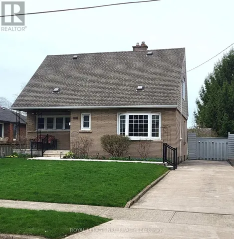 6987 DELL AVENUE, Niagara Falls (Arad/Fallsview), Ontario L2G4W1