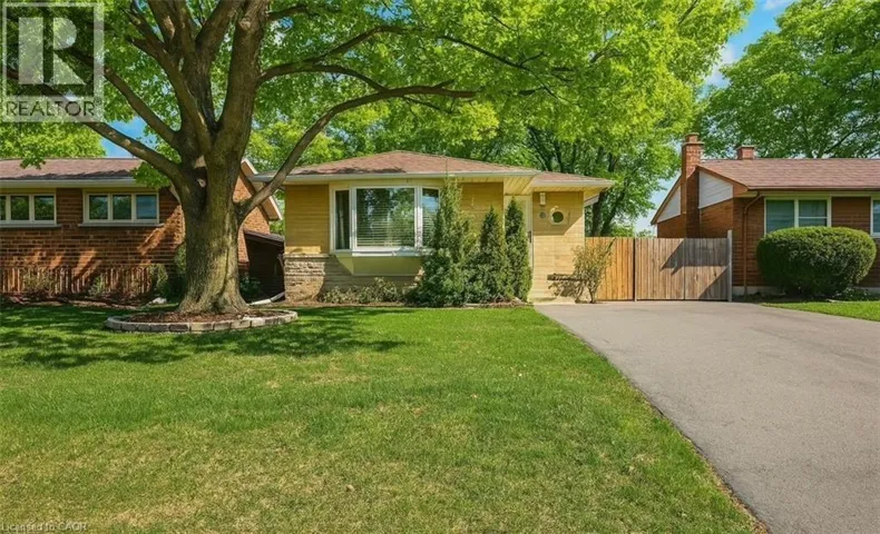 37 KINGSLEA Drive Unit# Lower, Hamilton, Ontario L8T3Z8