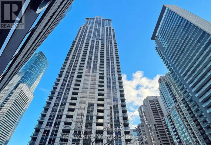 4702 - 763 BAY STREET, Toronto (Bay Street Corridor), Ontario M5G2R3
