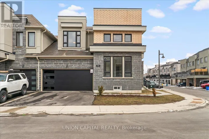 11 SAILORS LANDING, Clarington (Bowmanville), Ontario L1C7G4