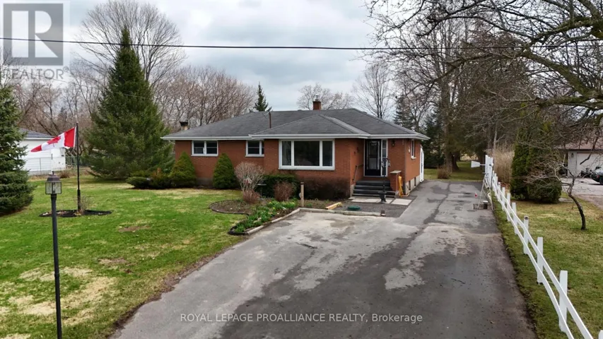 471 COUNTY ROAD 3, Prince Edward County (Ameliasburg Ward), Ontario K8N4Z1
