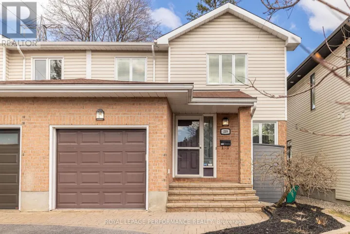 219 SWITZER AVENUE, Ottawa, Ontario K1Z7H8