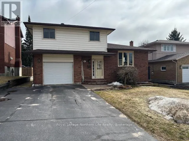 45 SABLE CRESCENT, North Bay (Birchaven), Ontario P1A3X6